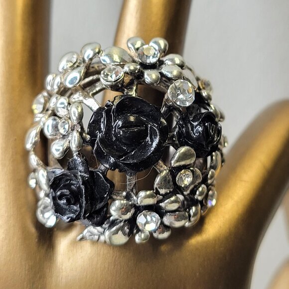 Vintage Black Floral Filigree Ring Silver Tone with Crystals - Picture 2 of 11